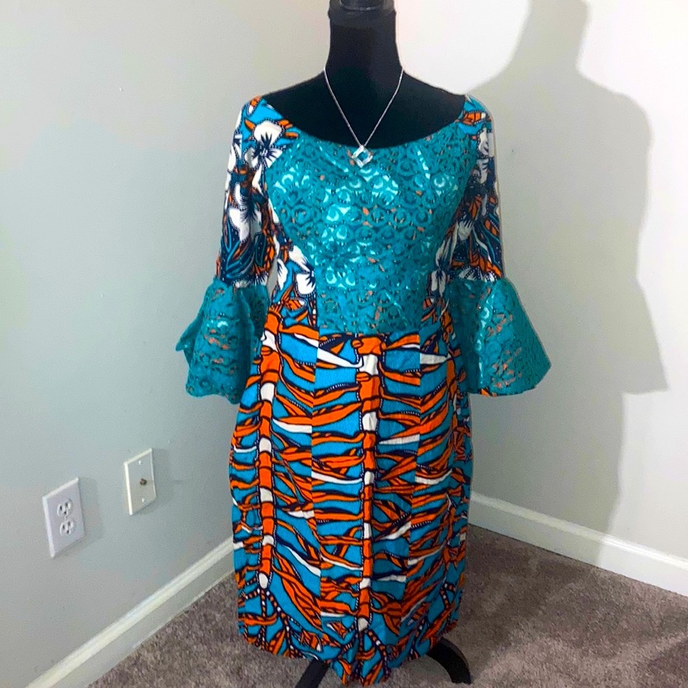 Handmade African/Nigerian Style MIDI Dress w/Flair Laced Sleeves- Size MEDIUM